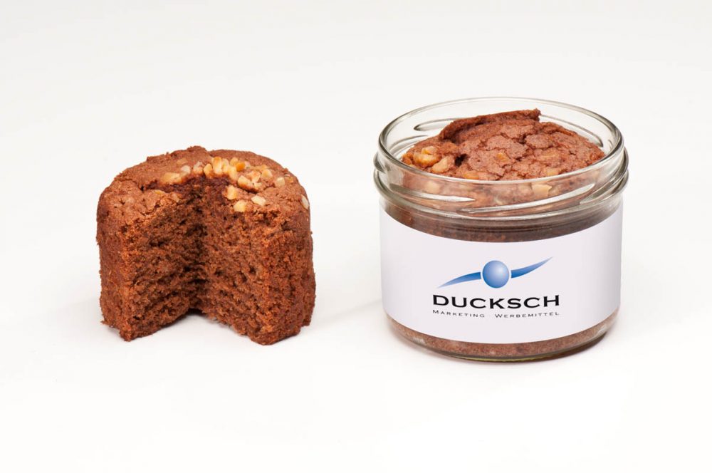 besondere_give_aways_kuchen_im_glas_geschenk.jpg